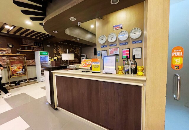 ホテル 99 キアポ マニラ