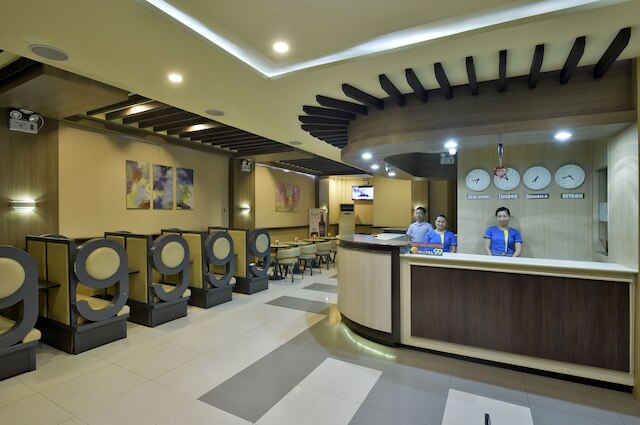 ホテル 99 キアポ マニラ