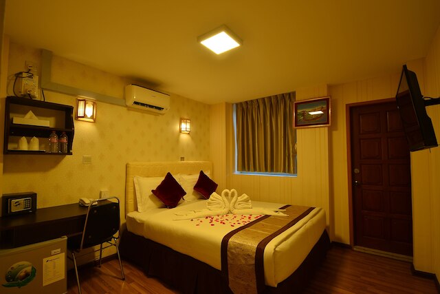 ファミリー トレジャー ヤンゴン