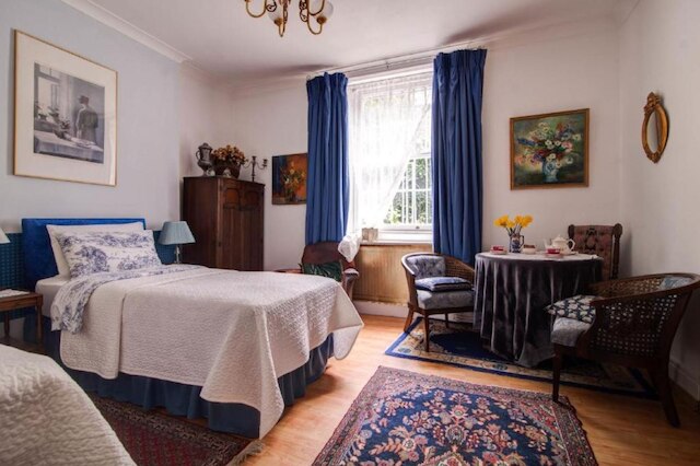 ジュリエッツ ベッド アンド ブレックファスト