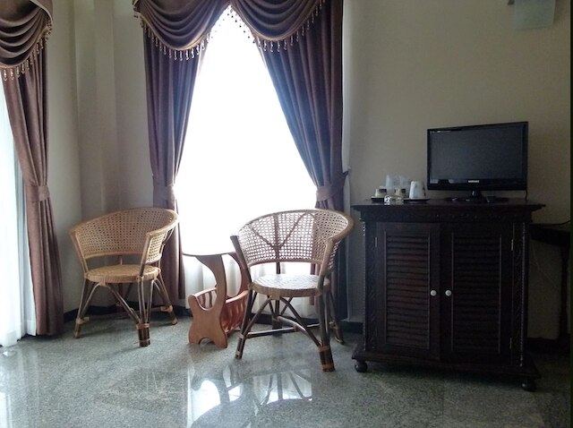 バーン ジョージズ ホテル