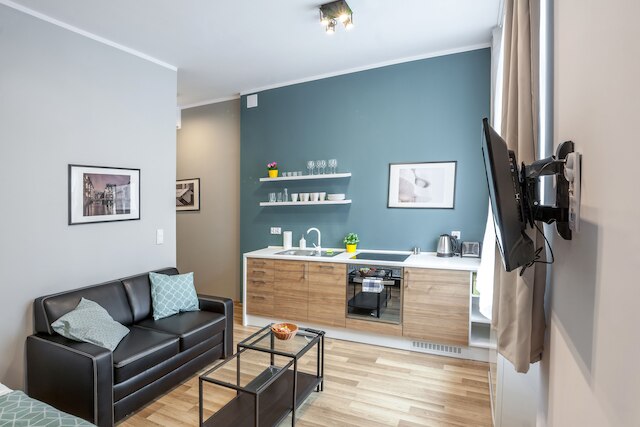 フレンドハウス アパートメンツ