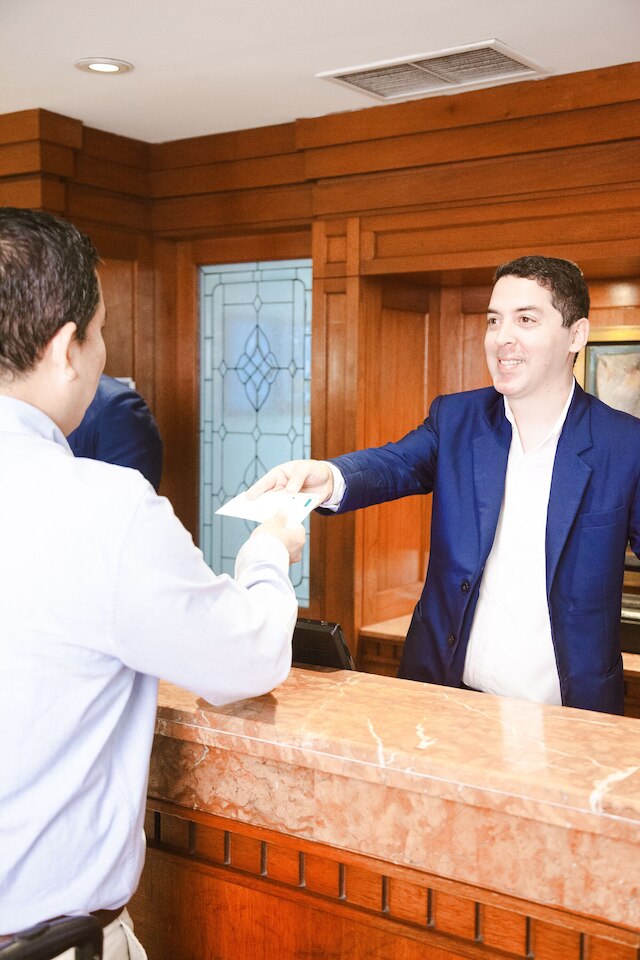 ロス タリャネス ホテル & スイーツ