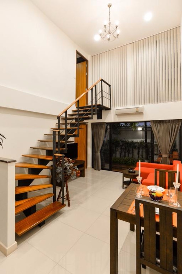 ザ パッド シーロム サービスド アパートメント