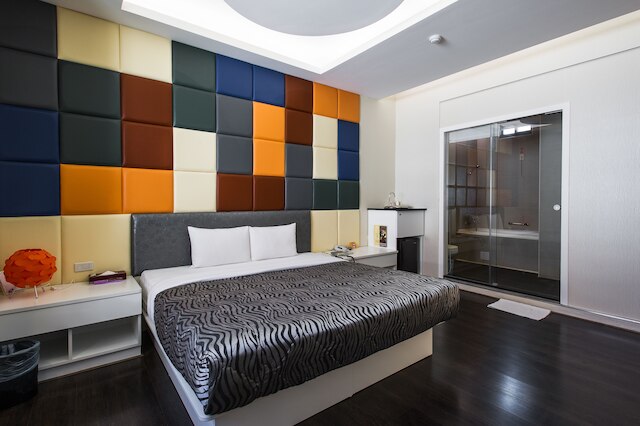 ユァン チャウ モーテル (緣橋商務汽車旅館)