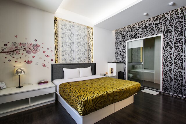 ユァン チャウ モーテル (緣橋商務汽車旅館)