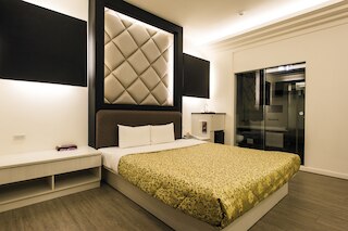 ユァン チャウ モーテル (緣橋商務汽車旅館)