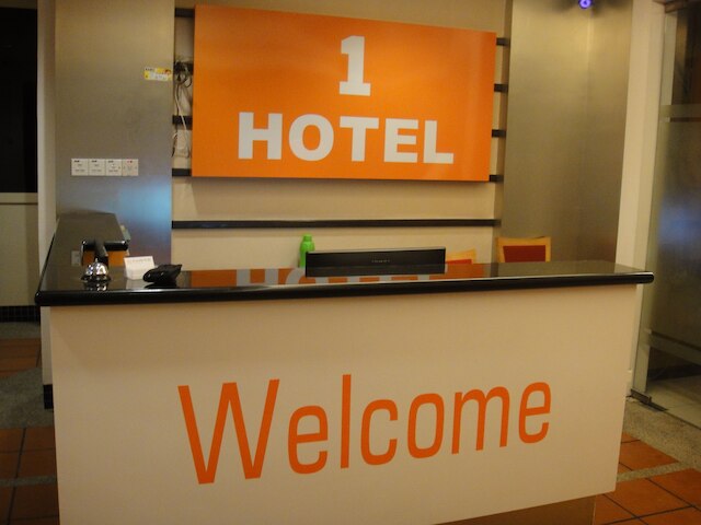 1 ホテル プドゥ チェラス