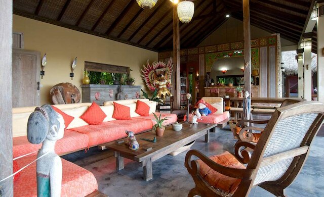 ヴィラ アンジン