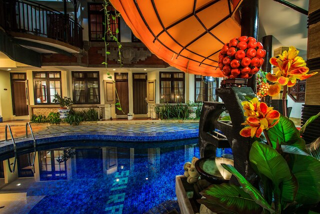 スリ ラトゥ ホテル