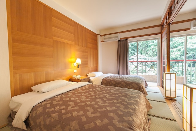 ホヤ ホット スプリングス ホテル (富野大飯店)