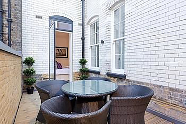 オックスフォード サーカス ペントハウジーズ