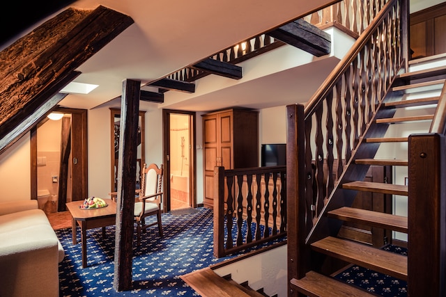 ロジュンベルスキー ドヴル