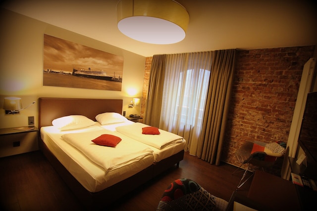 ホテル フォルクスシューレ