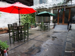 マラテ ペンション