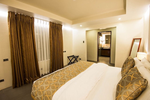 アリアナ ホテル