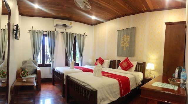 パンガム ロッジ