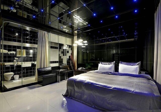 レイクビュー ホームステイ (湖景渡假旅店)