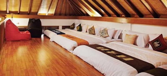 ヴィラ ダマール