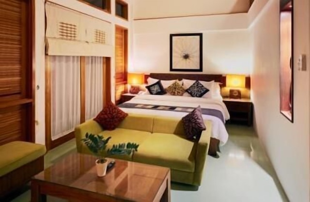 ヴィラ ダマール