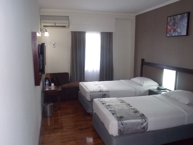 ホテル メガ プロクラマシ