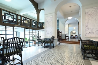 ザ・クルンガーセム・シクルンホテル