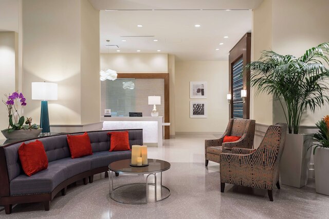 ヒルトン ガーデン イン マイアミ ドルフィン モール