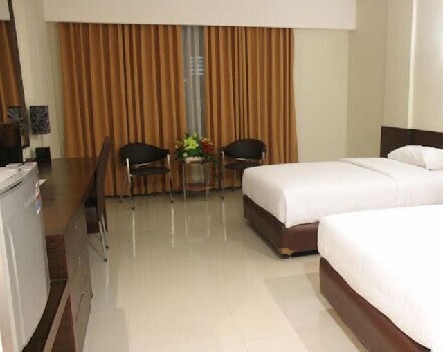 バンブー イン ホテル & カフェ