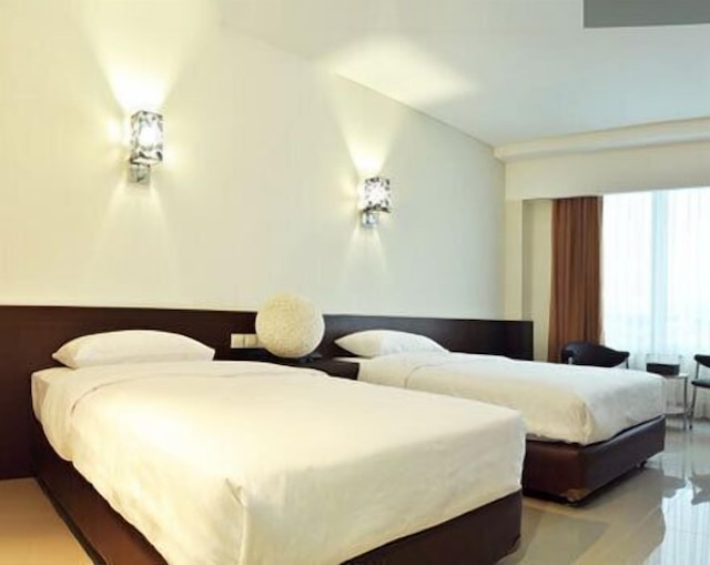 バンブー イン ホテル & カフェ