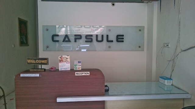 カプセル ホームステイ スラバヤ