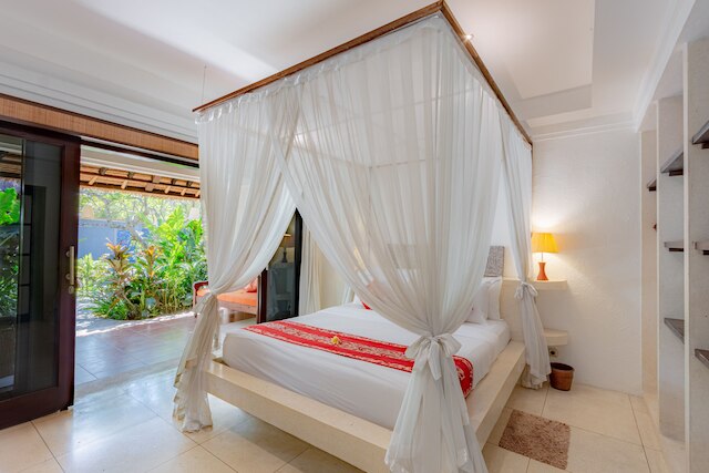 バリ アカサ ヴィラ