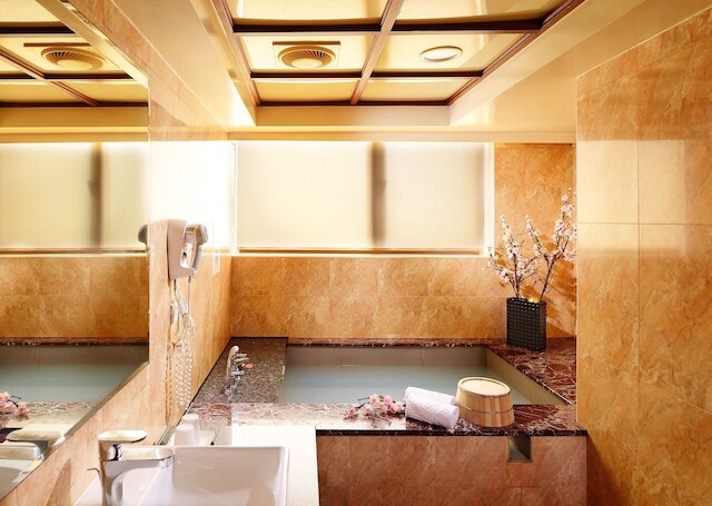 チュアン デュ スプリング リゾート (泉都温泉會館)