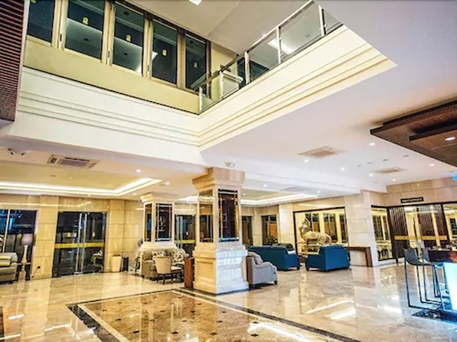 マーチ ホテル パタヤ