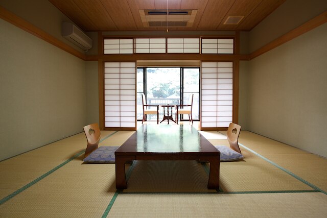 犬鳴山グランドホテル紀泉閣