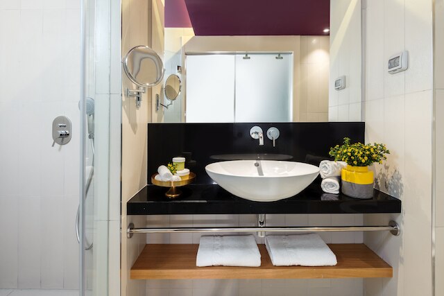 NYX テル アビブ