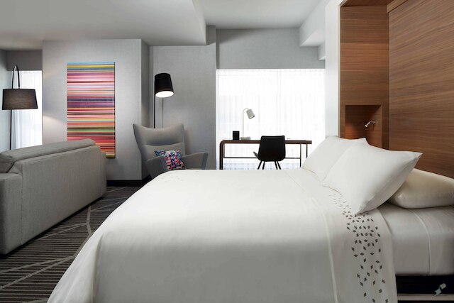 ルネッサンス・モントリオール・ダウンタウン・ホテル