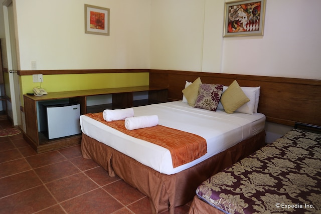 ヴィラ マニュエル ツーリスト イン