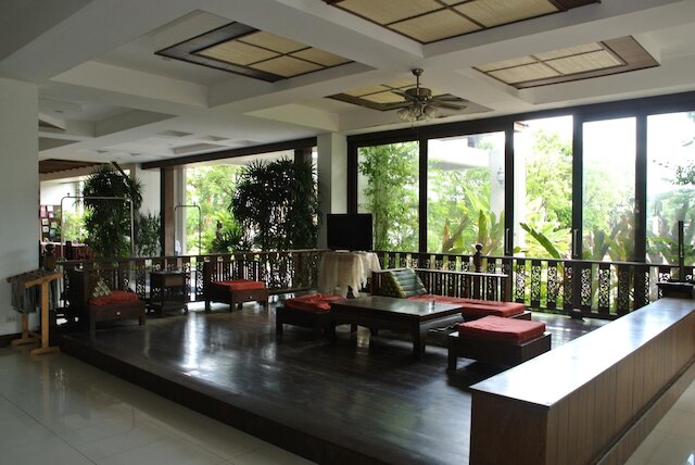 ナナ ブリ ホテル