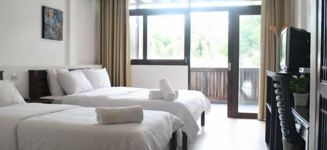 バーン タレイ トゥンウアレーン