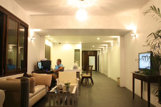 バーン タレイ トゥンウアレーン