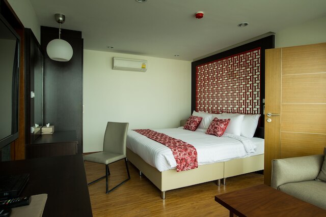 S17 アット ニマン ホテル