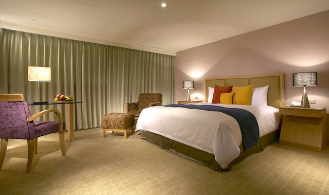 ジン フア ホテル (晶樺商務飯店)