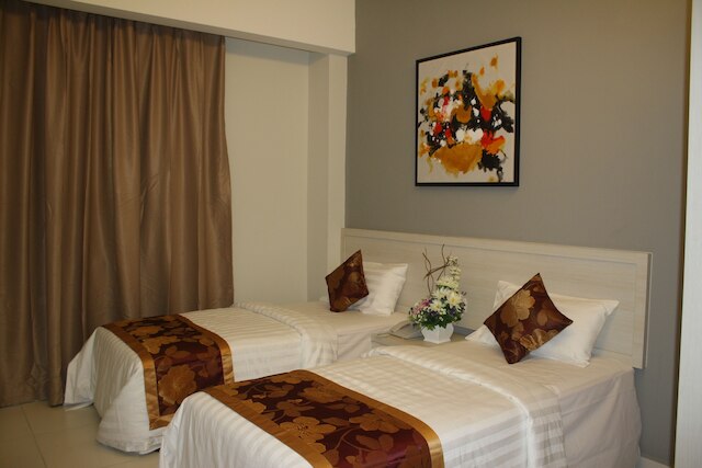 オーロラ ホテル