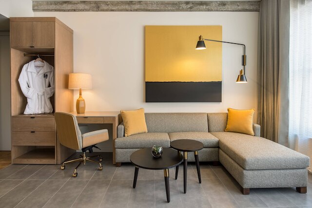 ザ ハイロー オートグラフ コレクション