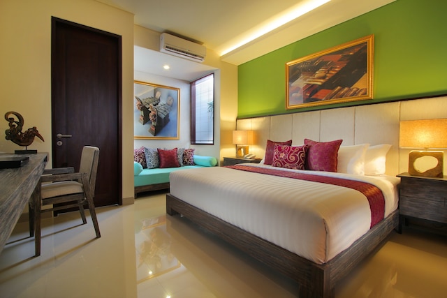 ロイヤルサマジャヴィラ