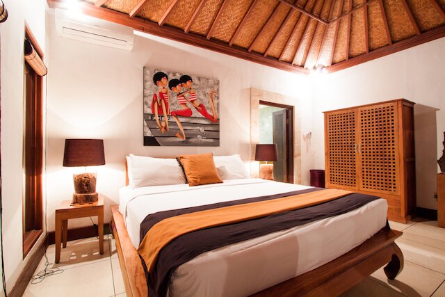 ヴィラ デワタ スミニャック