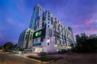 ホリデイ イン エクスプレス & スイーツ ジョホール バル by IHG