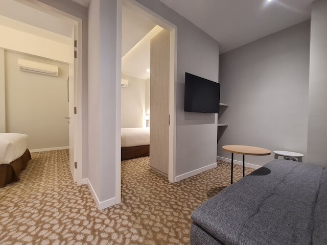 ホリデイ イン エクスプレス & スイーツ ジョホール バル by IHG