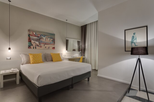 ナヴォーナ シアター ホテル