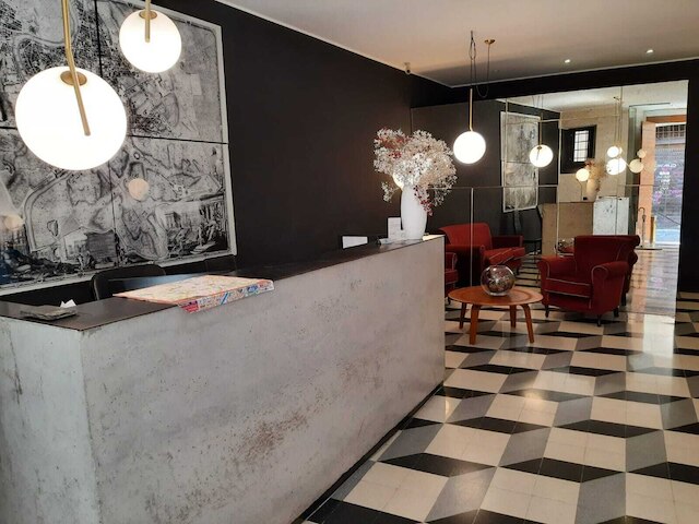 ナヴォーナ シアター ホテル